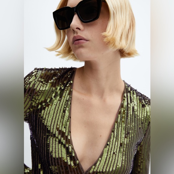 Mango Green Sequin Jumpsuit – Deep V Neck Party Statement Piece Brand New - Picture 4 of 6